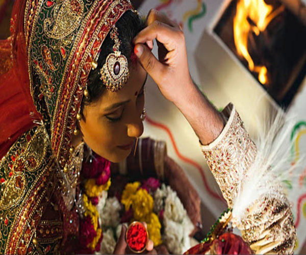 Sindoor and Mangal Sutra, Exchanging Vows
